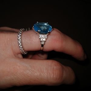 Ladies Blue aqua topaz fashion ring. New